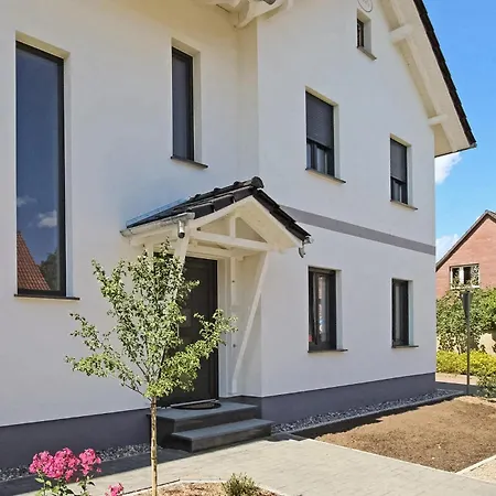 Lovely In Waren Mritz With Kitchen *