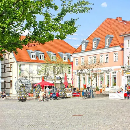 Lovely In Waren Mritz With Kitchen 公寓 *